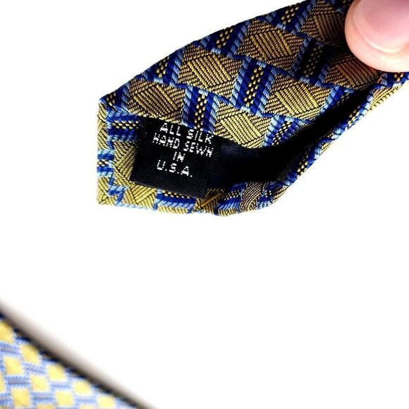 Jos A Bank Blue Yellow Woven Geometric Long Silk Tie - Picture 4 of 6